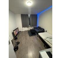 1 zimmer Wohnung - 700,00&nbsp;EUR Kaltmiete, ca.&nbsp; 20,00&nbsp;m&sup2; in München (PLZ: 80809) Am Riesenfeld