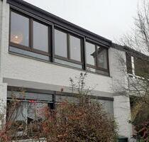 6-Zimmer-Wohnung mit 146 m² Wfl. im 1. Stock und DG - Zell am Main