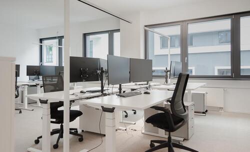 Foto - Moderne Büroplätze zur Untermiete – voll möbliert & Stellplatzoption - All-in-Miete