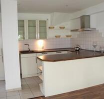 Wohnung zu vermieten - 1.380,00&nbsp;EUR Kaltmiete, ca.&nbsp; 100,00&nbsp;m&sup2; in Paderborn (PLZ: 33102)