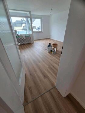 Foto - Sanierte 3-Zi-Wohnung in Erkrath mit Balkon, 73m², Garage