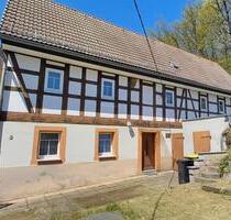 Gemütliches Fachwerkhaus - 40.000,00&nbsp;EUR Kaufpreis, ca.&nbsp; 130,00&nbsp;m&sup2; in Waldenburg (PLZ: 08396)