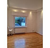 BehandlungsraumKosmetik 10qm in Köln Rath Heumar