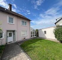 ***DHH mit Wintergarten,Garage,EBK und Garten*** - Feuchtwangen