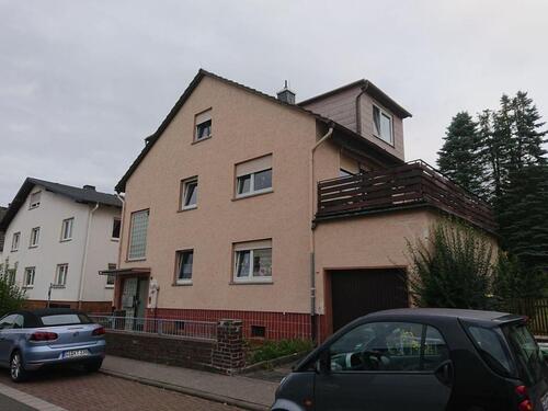 Foto - Dreifamilienhaus in Pohlheim-Watzen (Am Zollstock)