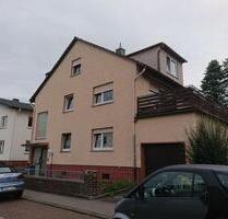 Dreifamilienhaus in Pohlheim-Watzen (Am Zollstock)