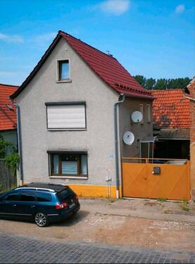 Foto - Einfamilienhaus mit WerkstattScheune und Garten