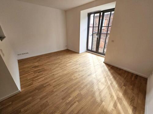 Foto - Wohnen im Denkmal - 3 Zimmer, Balkon, Parkett, modernes Bad, Gäste- WC, Fußbodenheizung & Stellplatz