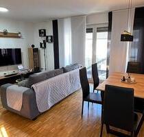 Ruhig gelegene 2 Zi-Whg mit Balkon in Brombach mit PKW-Stellplatz - Lörrach
