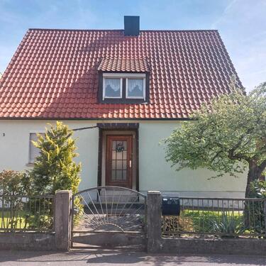 Foto - Einfamilienhaus mit Garten - 200.000,00&nbsp;EUR Kaufpreis, ca.&nbsp; 120,00&nbsp;m&sup2;