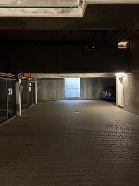 Foto - Parkplatz in Garage zu vermieten