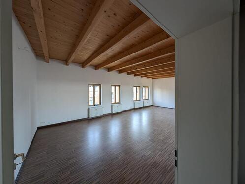 Foto - 2 Zimmer Dachgeschoßwohnung zur Miete in Halle (Saale)