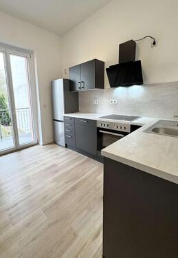 Foto - Frisch renoviert! 4-Raum-Wohnung in der Altstadt I Einbauküche und Balkon 