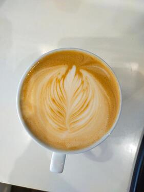 Foto - Untervermietung eines voll ausgestatteten Cafés in Kreuzberg