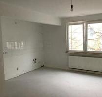 Ostviertel: Helle 2-Zimmer-Whg. mit neuem Bad und Balkon, Gas-Etagenheizung - Essen Frillendorf