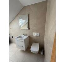 Kapitalanlage: 2-Zi-DG, renoviert, Garage, 78.500 € - Chemnitz Helbersdorf