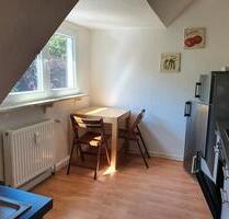 MÖBLIERTE WOHNUNG IM DACHGESCHOSS - Bottrop Feldhausen