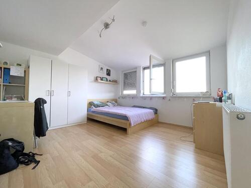 Foto - Ein helles Zimmer in 3-er WG nahe der Uni Ulm den Science Park