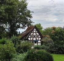 Kleines Fachwerkhäuschen NUR als Wochenendhaus zu vermieten - Hohenwestedt