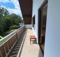 3-Zimmer-Wohnung, 93 qm, in guter Lage mit schöner Aussicht - Steinheim an der Murr