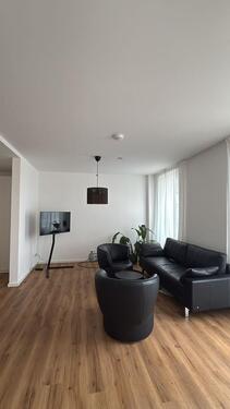 Foto - Moderne 2-Zimmer Wohnung mit Balkon & Ausblick sofort verfügbar