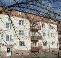 Frisch nach Sanierung! - 396,00&nbsp;EUR Kaltmiete, ca.&nbsp; 82,08&nbsp;m&sup2; in Sondershausen (PLZ: 99706)