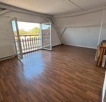 3-Zimmer-Wohnung (80 m²) - 700,00 EUR Kaltmiete, in Weingarten (Pfalz) (PLZ: 67366)