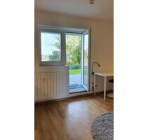 Möbliertes WG Zimmer mit eigener Kochzeile und Terrasse - Ludwigsburg Oßweil
