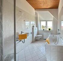 Frisch saniert mit Dachterrasse, Einbauküche, Wanne und Dusche - Magdeburg Beyendorf-Sohlen