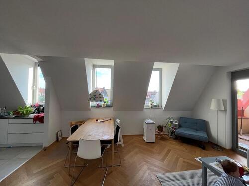 Foto - 4 Zimmer Dachgeschoßwohnung zur Miete in Nürnberg