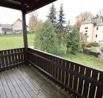 Attraktive 3-Zi-Wohnung mit Balkon, Garten & Einbauküche - Taura