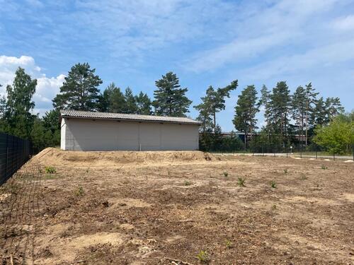 Foto - Außenflächen, Stellplätze, Parkplätze zu vermieten