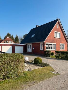 Foto - EFH mit Kamin, Doppelgarage und Glasfaser 