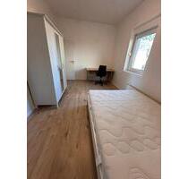 WG Zimmer möblierte Wohnung Anmeldung möglich, verfügbar sofort. - Berlin Reinickendorf
