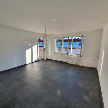 Foto - WIE NEU KERNSANIERTE 3-Zimmer-ETW mit Südbalkon Stellplatz in MOD