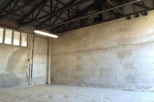 Foto - Lager mit Lkw-Zufahrt - 458,00&nbsp;EUR Kaltmiete, ca.&nbsp; 7,00&nbsp;m&sup2;