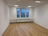Foto - DIVERSE RÄUME MIT EINER GESAMTFLÄCHE VON 213 M² BÜRO- PRAXISRAUM VERFÜGBAR AB SOFORT