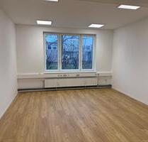 DIVERSE RÄUME MIT EINER GESAMTFLÄCHE VON 213 M² BÜRO- PRAXISRAUM VERFÜGBAR AB SOFORT - Heide