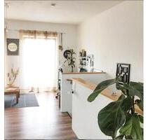 Neuwertiges 6-Zimmer-Reihenhaus mit Einbauküche in Frankfurt - Frankfurt am Main Unterliederbach