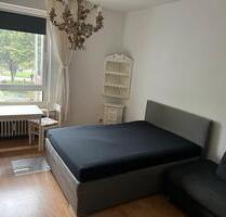 WG Zimmer für eine ältere Dame 0157 74192837 anrufen - Köln Innenstadt