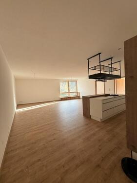 Foto - 3,5-Zimmer Wohnung, NB, EG, 120m2 im liebevoll sanierten Hof