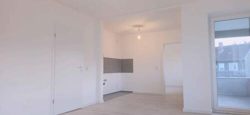Foto - Offene 2 Zimmer mit Balkon - 520,00&nbsp;EUR Kaltmiete, ca.&nbsp; 48,00&nbsp;m&sup2;