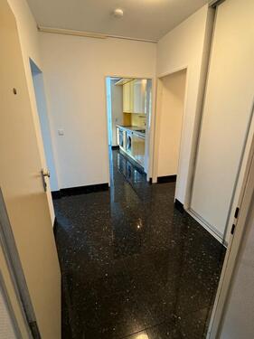 Foto - 2-Zimmerwohnung teilmöbliert mit Balkon und Tiefgaragenstellplatz