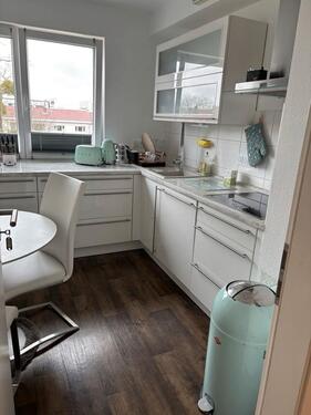 Foto - Großzügige 4-Zimmer-Wohnung mitten in Darmstadt