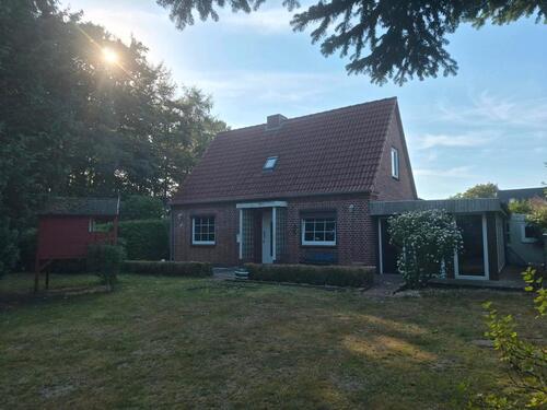 Foto - Haus mit ca 700 m2 Grundstück zu sofort, zu verkaufen