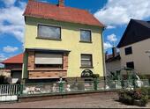 Foto - Sanierungsbedürftiges Einfamilienhaus mit Ausbaupotenzial