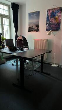 Foto - Desk space in office close to Kotti (shared office)