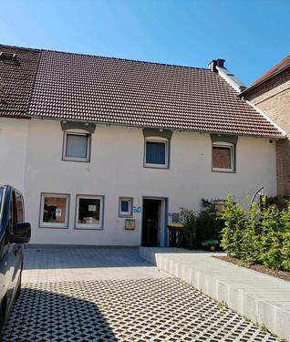 Foto - MISSION EIGENHEIM, Jedes Schnäppchen wird ein Ziegelstein