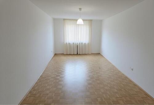 Foto - Untermiete für 2 Monate Renovierte 1-Zimmer-Wohnung