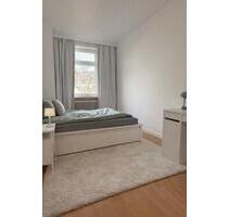 680€ inkl Nebenkosten: Möbiliertes Zimmer Frankfurt-Sachsenhausen - Frankfurt am Main Süd